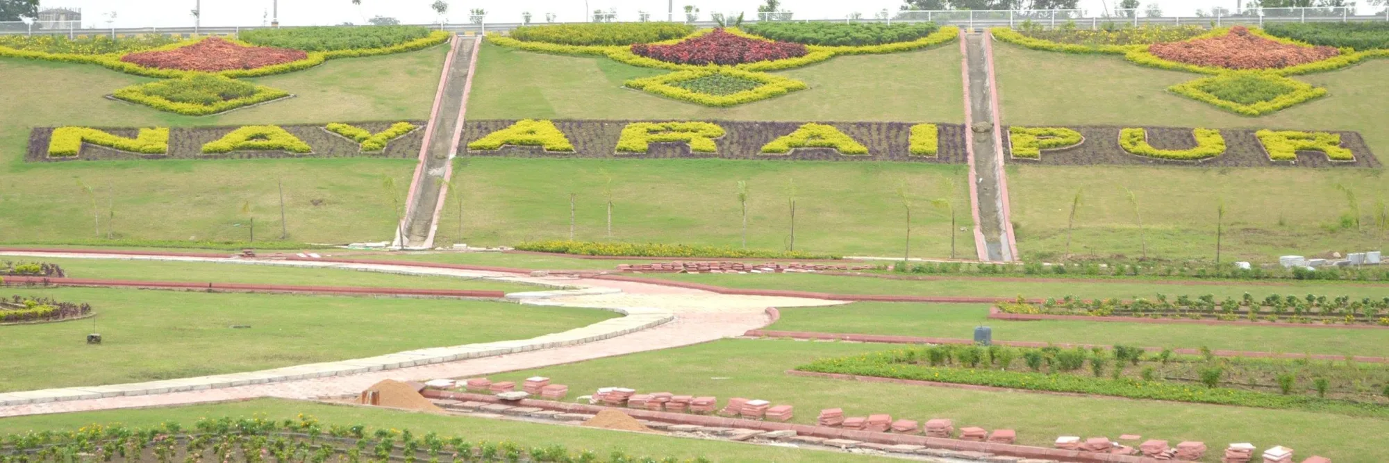 नवा रायपुर (अटल नगर)   की हरियाली और खूबसूरत लैंडस्केपिंग, Naya Raipur